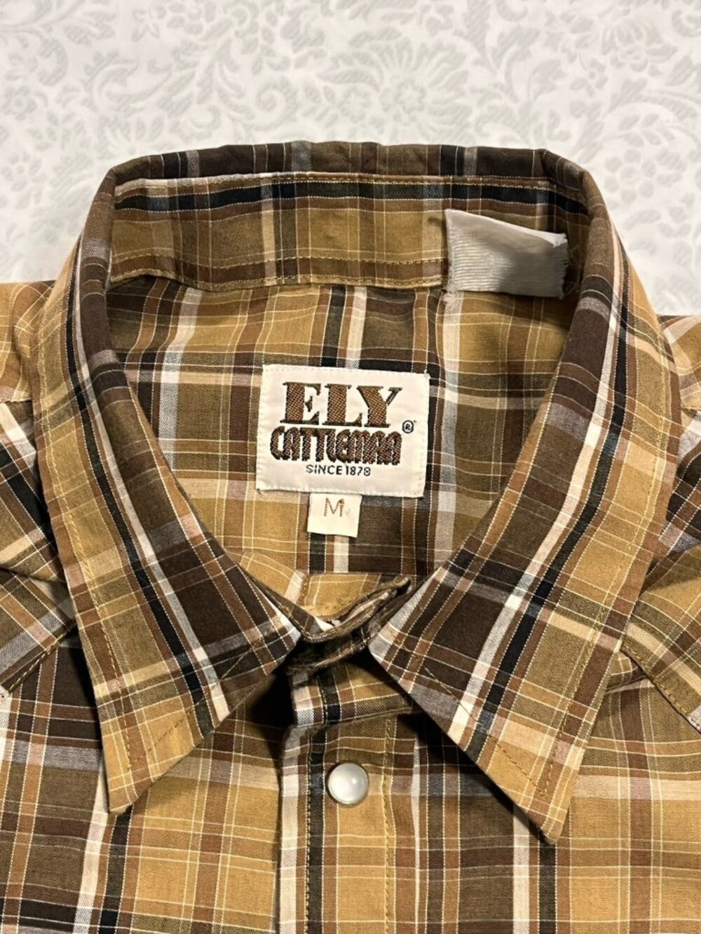 Ely Cattleman Pearl Snap Shirt Mens Medium Tan Brown Plaid Western Long Sleeve - Picture 6 of 9